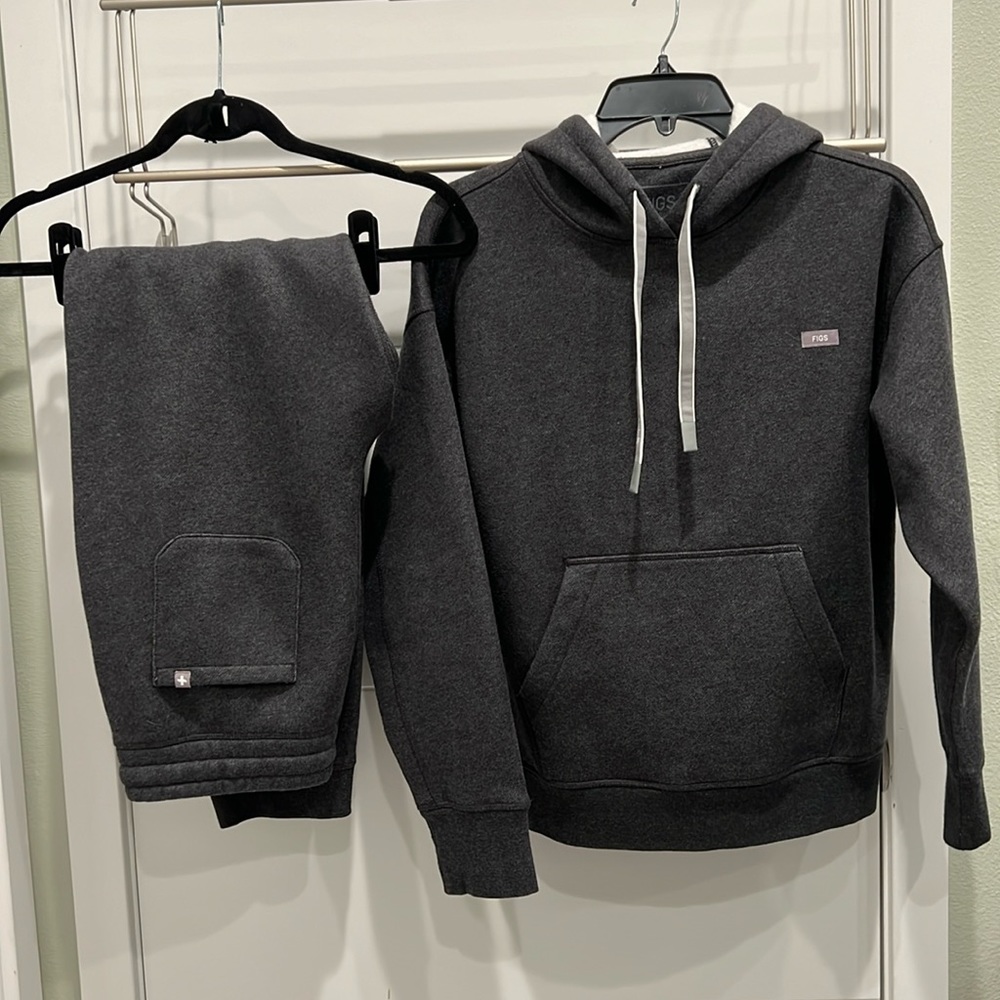 Figs Off shift hoodie and sweat pants.